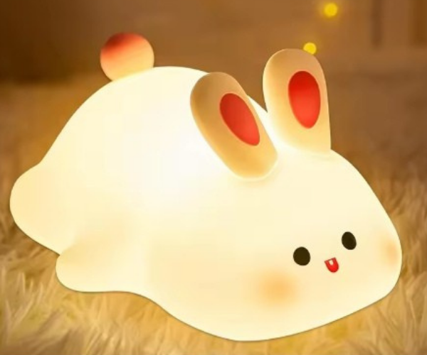 LumiBunny™ – Luz de noche con forma de conejito.
